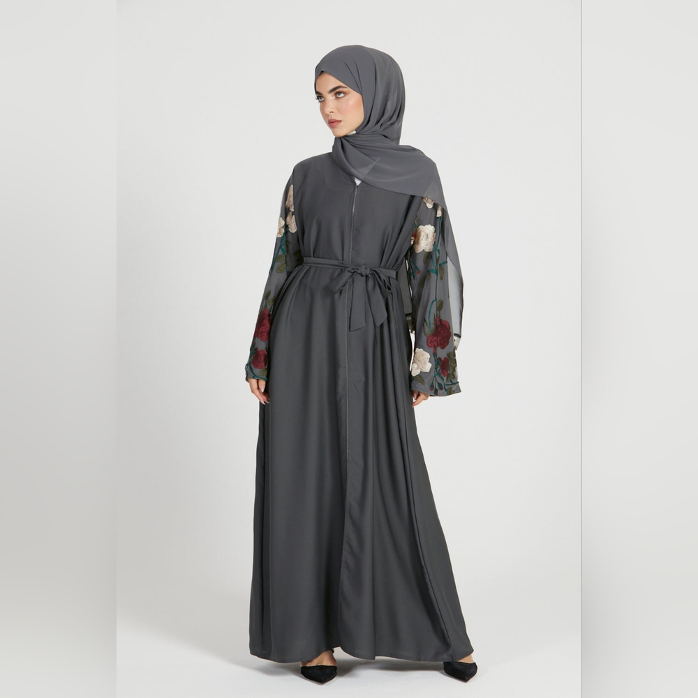 Rose Bloom Embroidered Kimono - Grey